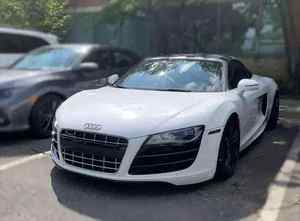 Occasion - Utilisé - 2024 - R8 V10 Spyder - 6 vitesses - Volant à gauche - Sièges en cuir - Caméra arrière - À vendre - Product Image 4