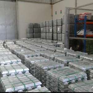 Lingot d'aluminium ADC12 de haute qualité avec une teneur en Al de 86 % et une tolérance de 5 % pour les applications de fonderie sous pression - Product Image 3