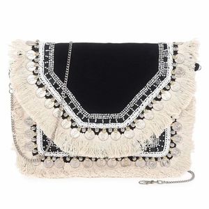 Sacs perlés Banjara Boho légers avec broderie de perles, pompons et décorations florales – Accessoire de mode élégant avec doublure en PVC - Product Image 3