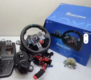 Volant de course et pédales au sol Logitech G29 neufs, avec force de fréquence réelle - Product Image 1