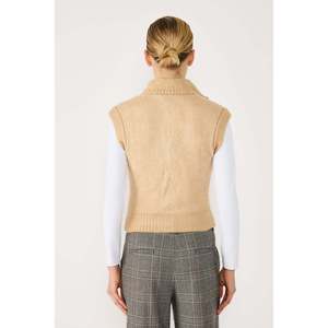 Chaleco de Punto con Cuello de Pescador - Product Image 4