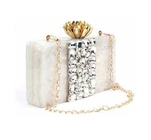 Pochette en résine de qualité supérieure, parfaite pour les mariages et les occasions spéciales Sac au design fantastique les plus exigeants - Product Image 1