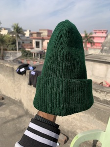 หมวกไหมพรมถักสำหรับผู้ชายปรับแต่งได้100% ปรับแต่งได้สำหรับชายหาดหรือฉากธุรกิจ - Product Image 2