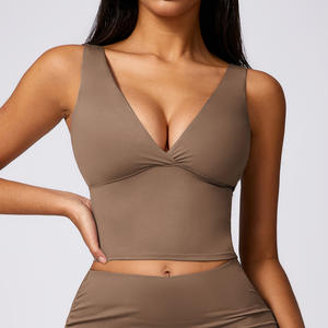 Haut court personnalisé en gros pour femme, sans couture, respirant, en maille, séchage rapide, avec coussinet de poitrine fixe, bretelles spaghetti, pour fitness, yoga, course à pied - Product Image 3