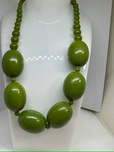 Collar de resina hecho a mano para mujer, joyería de moda moderna con diamantes de moda, artesanía creciente - Product Image 4