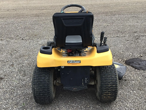 High Quality Cub Cadet XT1 Industrial Grade Lawn Mower 28V 4-Stroke Battery-Powered OEM Customizable - Product Image 4