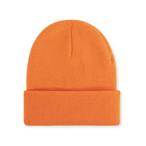 Gorro de algodón suave para uso diario 100%, nuevo diseño, a la moda ropa de invierno, estampado de puntos de alta calidad, logotipo personalizado, gorro cálido - Product Image 4