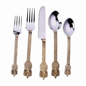 Lot de 5 couverts en acier inoxydable Cuillère Couteau Fourchette Passe au lave-vaisselle Utilisé dans les ustensiles de cuisine Table Cafe Home Metal Designer Handles - Product Image 3