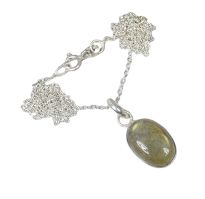 Colgante de cadena de piedras preciosas de Plata de Ley 925 labradorita con o sin cadena colgante de forma redonda regalo de joyería hecho a mano para niñas - Product Image 1