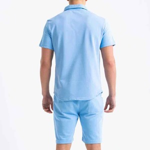 T-shirt décontracté à col boutonné avec ensemble de shorts pour hommes 2025 vente en gros polo à séchage rapide et short - Product Image 4
