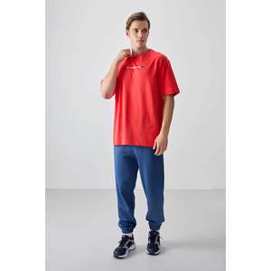 Tommylife เสื้อยืดคอกลมสำหรับผู้ชายพิมพ์ลายขนาดใหญ่88358 Fiesta-Fiesta - Product Image 4