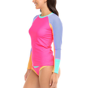 Rash Guard pour femmes - Écologique, séchage rapide, antibactérien, tailles et couleurs personnalisables, vente directe d'usine, prix raisonnables - Product Image 3