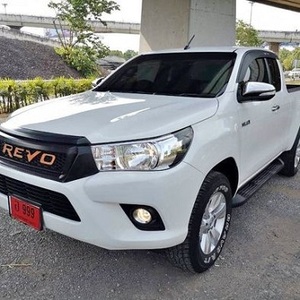 Camioneta Pickup Eléctrica en Venta Barata de Alta Calidad Hilux 4x4 Usada Diésel - Product Image 5