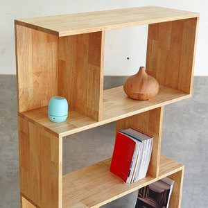 ชั้นวางหนังสือ 4 ชั้น รุ่นโมเดิร์น ทำจากไม้ยางพารา ขนาด 80x30x160 ซม. รุ่น KS68205 แบบตั้งพื้น สำหรับสำนักงาน ห้องนั่งเล่น โรงรถ และจัดเก็บของในบ้าน - Product Image 5