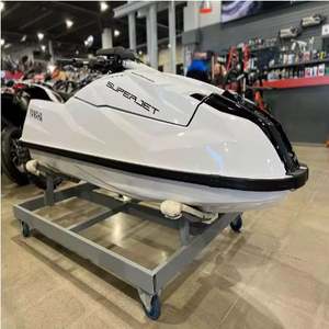 Jet ski Yamaha SuperJet 4 temps haut de gamme (plus de 300 ch, 3 places) (restocké) - Product Image 4