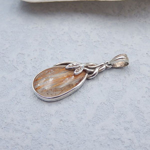 Dijes Infantiles de Plata de Ley Chapados en Oro de 14K Estilo Vintage con Certificación IGI para Compromiso y Moda - Product Image 4