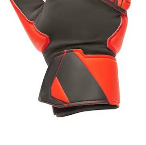 ถุงมือผู้รักษาประตูฟุตบอลแบบมืออาชีพพิมพ์โลโก้ได้ตามต้องการ - Product Image 4