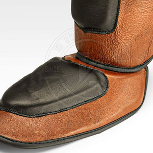 ที่ป้องกันแบบมืออาชีพกันน้ำระบายอากาศหนังป้องกันหน้าแข้งสำหรับผู้ใหญ่ใช้เล่นฟุตบอล - Product Image 5