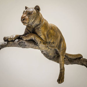 Tradebyd, escultura de fundición de Metal de lujo, pieza decorativa artística hecha a mano para decoración de oficina - Product Image 2