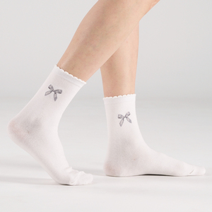 Chaussettes en coton tricoté respirantes pour femmes - Motif imprimé mignon avec nœud en ruban - Chaussettes décontractées coréennes pour tous les jours - Icône B - Product Image 4