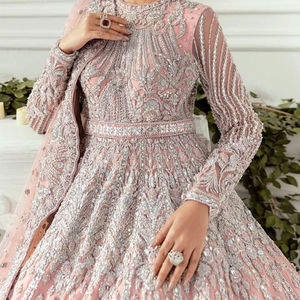 Style pakistanais longue Designer Net tissu Maxi robe pour les femmes mariage Collection de vêtements ethniques pour les femmes vêtements traditionnels - Product Image 4