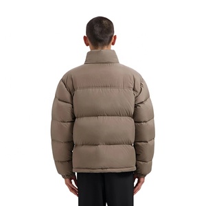 Manteau d'hiver personnalisé de haute qualité pour hommes Veste en duvet à capuche légère Veste polaire épaisse à bulles pour hommes - Product Image 2