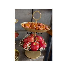 Soporte de pastel de metal de 2 niveles de último diseño Soporte de chocolates de color dorado de Calidad exclusiva para uso en fiestas de bodas - Product Image 1