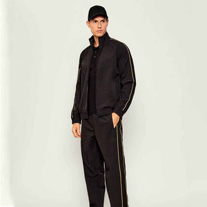 Survêtement de course à capuche uni pour homme avec logo personnalisé, coupe ample, anti-plis, tenue de sport 2026 - Product Image 1