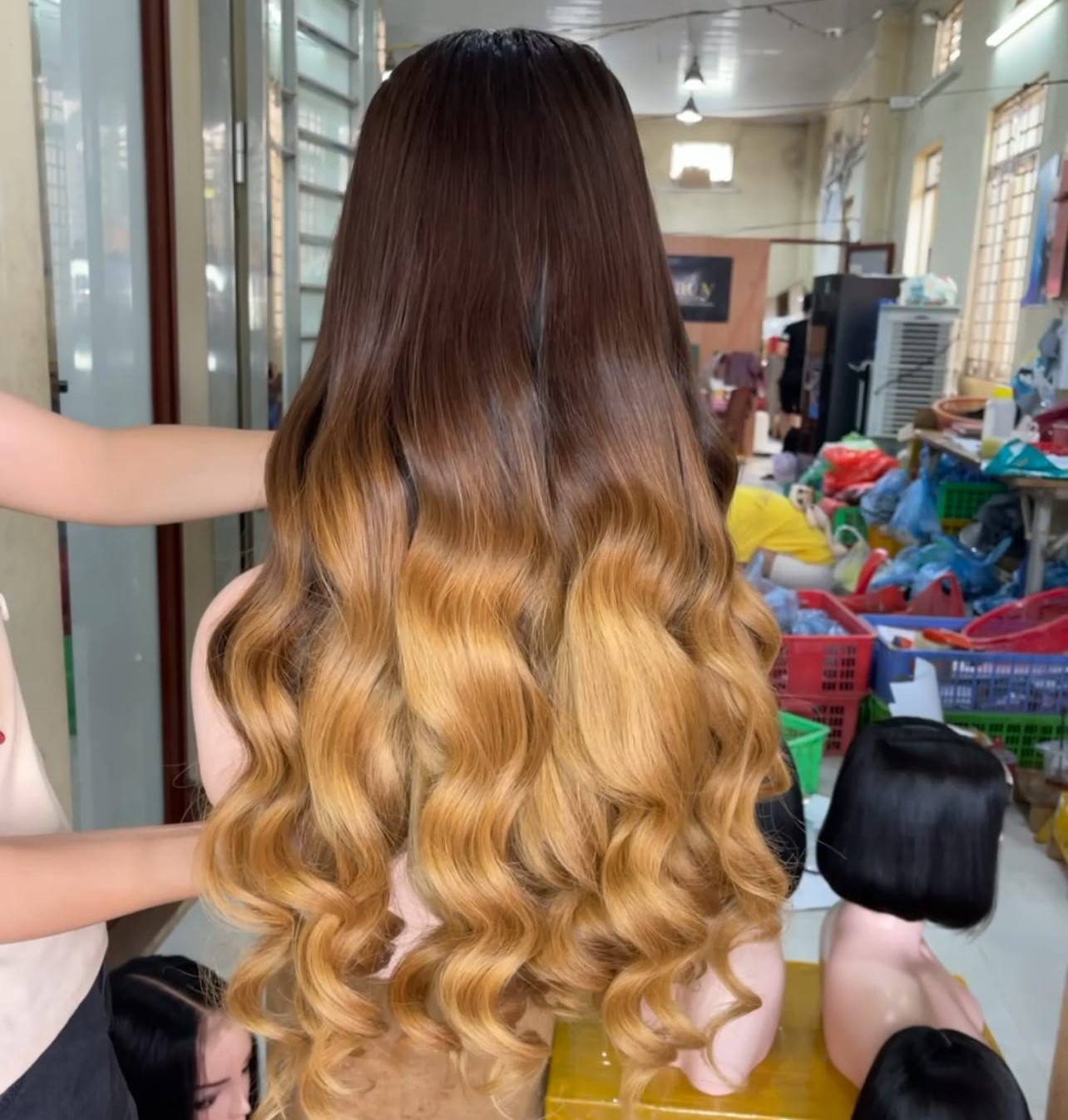 สีน้ำตาล