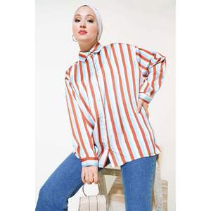 Camisa de satén con patrón de rayas azul - Product Image 3