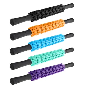 Rouleau de massage musculaire portatif pour femmes, outil de massage des tissus profonds pour le dos, les jambes, le corps et la récupération musculaire après le yoga - Product Image 1