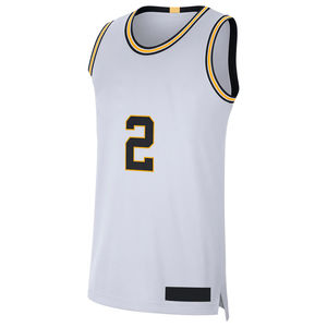 Conjunto de Uniforme de Baloncesto Personalizado de Alta Calidad, Logotipo Bordado, Transpirable, Impresión Sublimada, Diseño de Última Moda al por Mayor, 100% Poliéster - Product Image 1