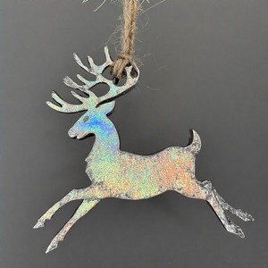 AuroraRein Cast Hanging Holiday Reno para decoración festiva del hogar Escultura de Navidad para exhibiciones de temporada - Product Image 1