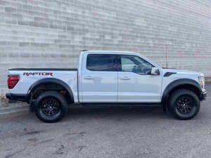 TOP CONDITION USED 2024 Fordd F-150 Raptor - Product Image 5