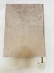 Cuaderno de Lujo de Terciopelo Hecho a Mano con Diseño Único de Mariposa Floral, Bordado a Mano, Colores y Tamaños Personalizables, Regalos de la India - Product Image 2