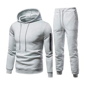 Vente en gros de sweat à capuche uni avec poches zippées et pantalons de jogging pour hommes 100% survêtement en coton pour la course à pied - Product Image 1