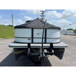 Crest Classic 240 SLC 2016-2017, 115HP, Propulsión Fuera de Borda, Longitud de 4-8m, Tipo de Combustible Gasolina - Product Image 1