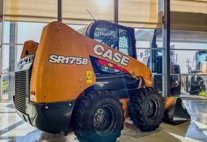 Nuevo Stock de Alta Calidad para Minicargadora SR175B con Bomba, Motor, Rodamientos y Engranajes - Alta Eficiencia Operativa, 3 Años de Garantía - Product Image 4