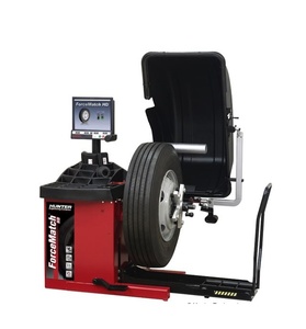 เครื่องถ่วงล้อรถยนต์ Durable Hunter พร้อมซอฟต์แวร์วิเคราะห์ระยะทางอัตโนมัติและมอเตอร์ขับเคลื่อนด้วยสายพานที่ทำงานได้อย่างราบรื่น - Product Image 2