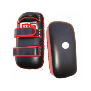 Coussinets de coup de pied d'arts martiaux à logo personnalisé pour l'entraînement de la boxe - Product Image 1