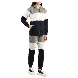 Chándal deportivo personalizado para mujer, conjunto de 2 piezas con camiseta y Sudadera con capucha de poliéster y algodón liso estilo panel lateral para invierno - Product Image 4
