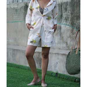 Shorts para Caminar por la Playa, Corte Relajado, Estampados Hechos a Mano, Bolsillos, 100% Algodón, Material Transpirable - Product Image 1