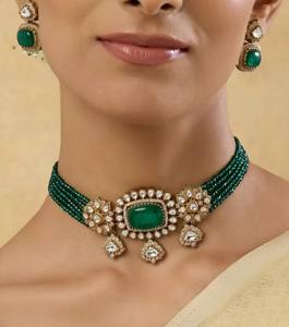 Ensemble de boucles d'oreilles ras du cou Polki Kundan plaqué or élégant bijoux de mode pour les célébrations d'anniversaire de mariage - Product Image 2