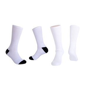 Calcetines deportivos en blanco de transferencia de calor transpirables personalizados para hombre Calcetines deportivos cómodos de poliéster - Product Image 1