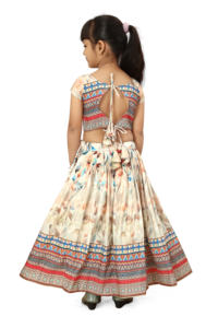 Conjunto de Lehenga Choli Tradicional India para Niñas, Estampado Digital, Largo hasta el Suelo, Floral, para Fiestas y Bodas, Marca Shoryam - Product Image 5