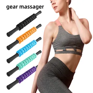 Rouleau de massage musculaire portatif pour femmes, outil de massage des tissus profonds pour le dos, les jambes, le corps et la récupération musculaire après le yoga - Product Image 2