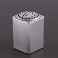 Moulin à poivre et shaker en laiton de qualité supérieure avec finition argent antique Artisan fait à la main offrant un accent décoratif
