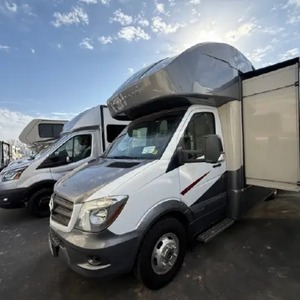 Remolque de Campamento Usado Winneb-a-g-o V-i-e-w 24D 2018 en Venta - Product Image 1