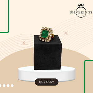 Anillo de Moissanita Emerald Empress, Elegante y Lujoso para Mujeres con Sentido de la Moda - Product Image 4