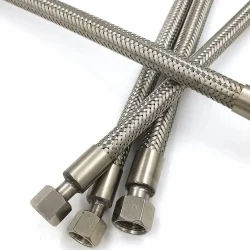 Assemblage de tuyau à soufflet ondulé SS-Acier tressé pour applications d'eau chaude et de produits chimiques Raccord de raccord en acier 1 Mtr. Longueur - Product Image 4